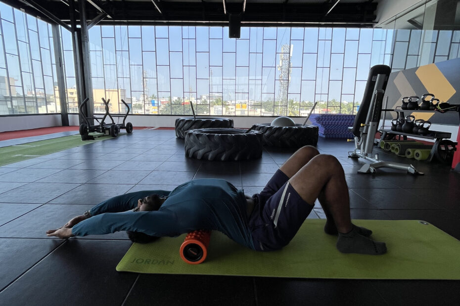 thoracic extension with foam roll